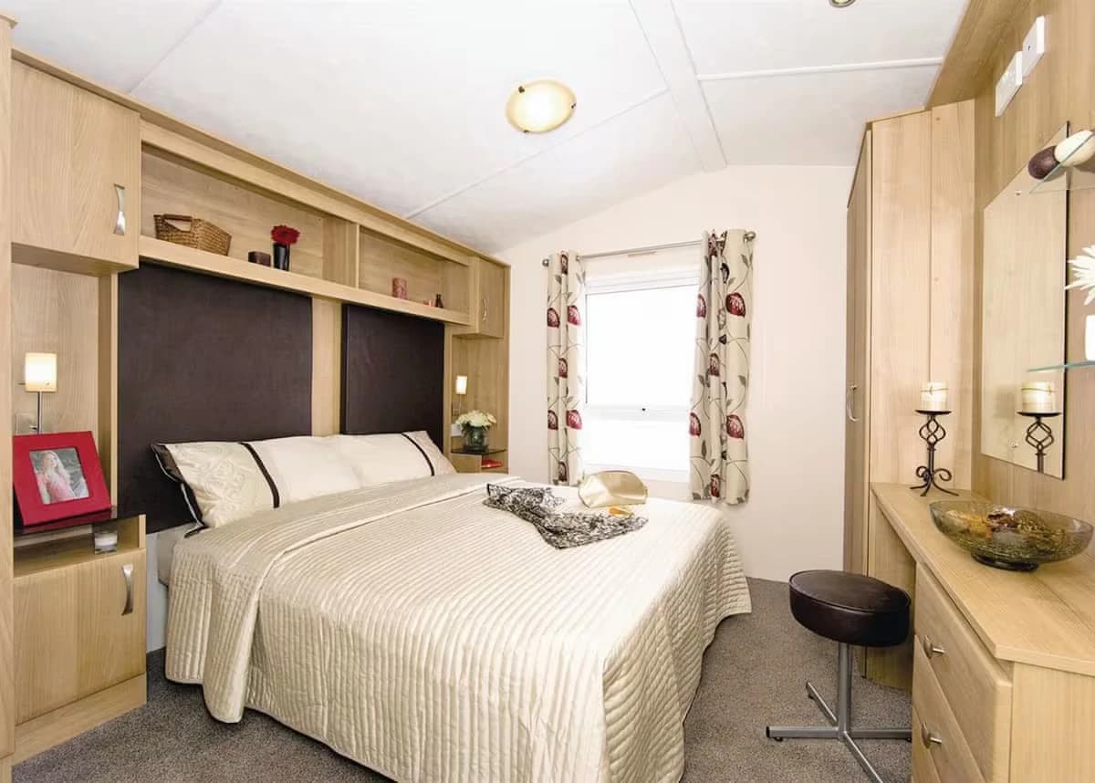 Lakeside Holiday Park