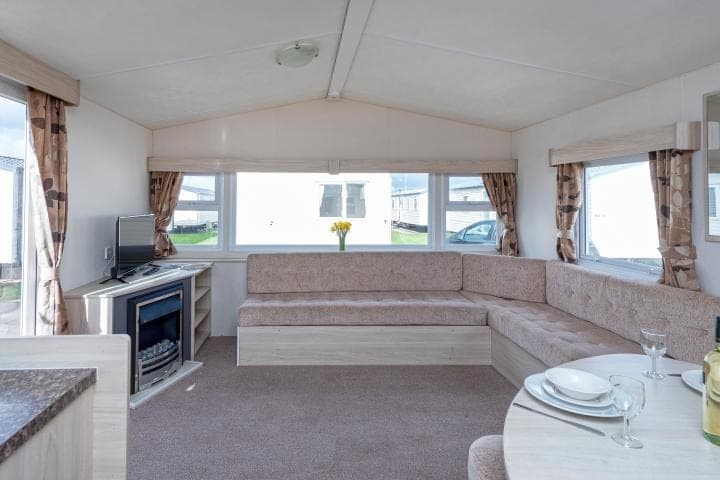 Lyons Woodlands Hall Holiday Park & Hotel
